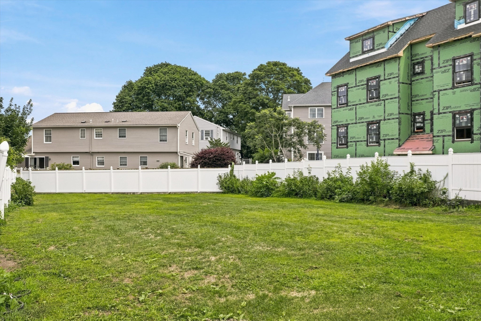 38 Eastman Ave Property Photo 30