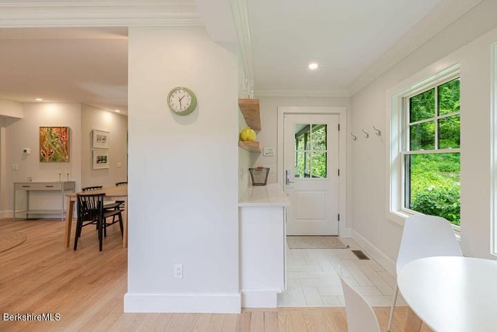10 Berkshire Heights Property Photo 10