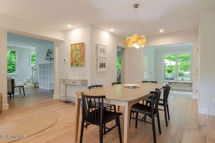 10 Berkshire Heights Property Photo 12