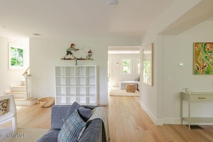 10 Berkshire Heights Property Photo 19