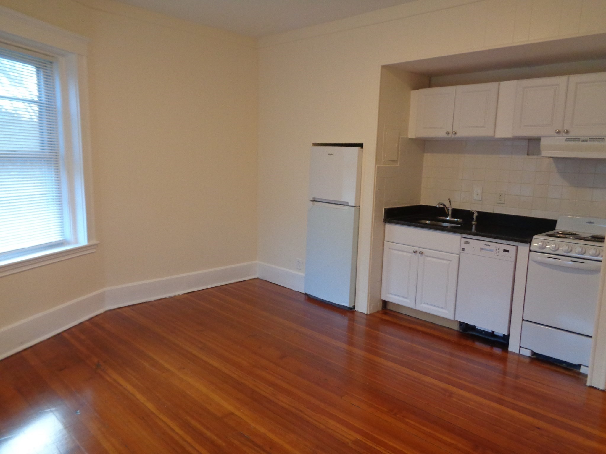 553 Brookline Avenue # 3 Property Photo 1