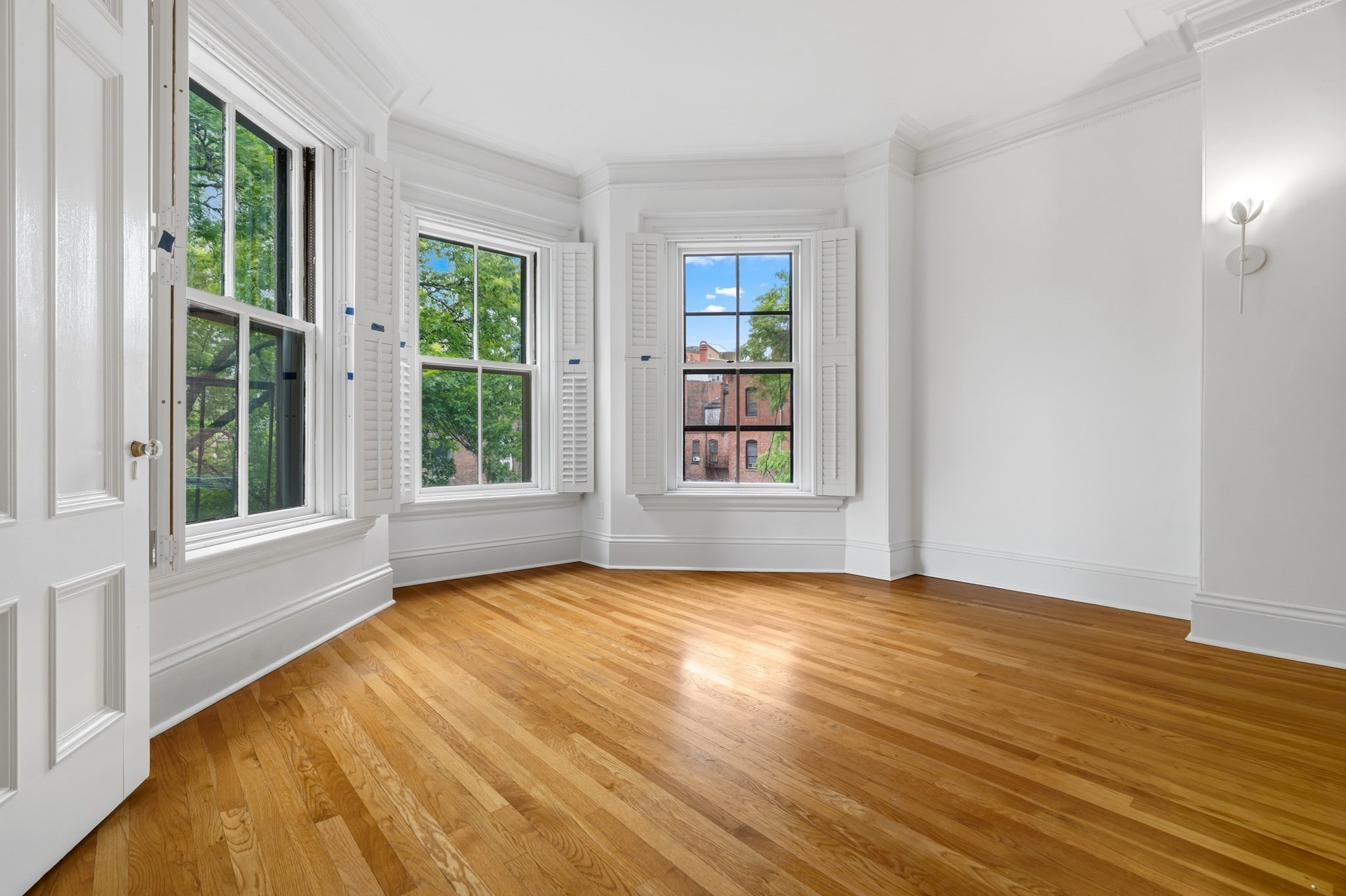 302 Commonwealth Ave # C Property Photo 2