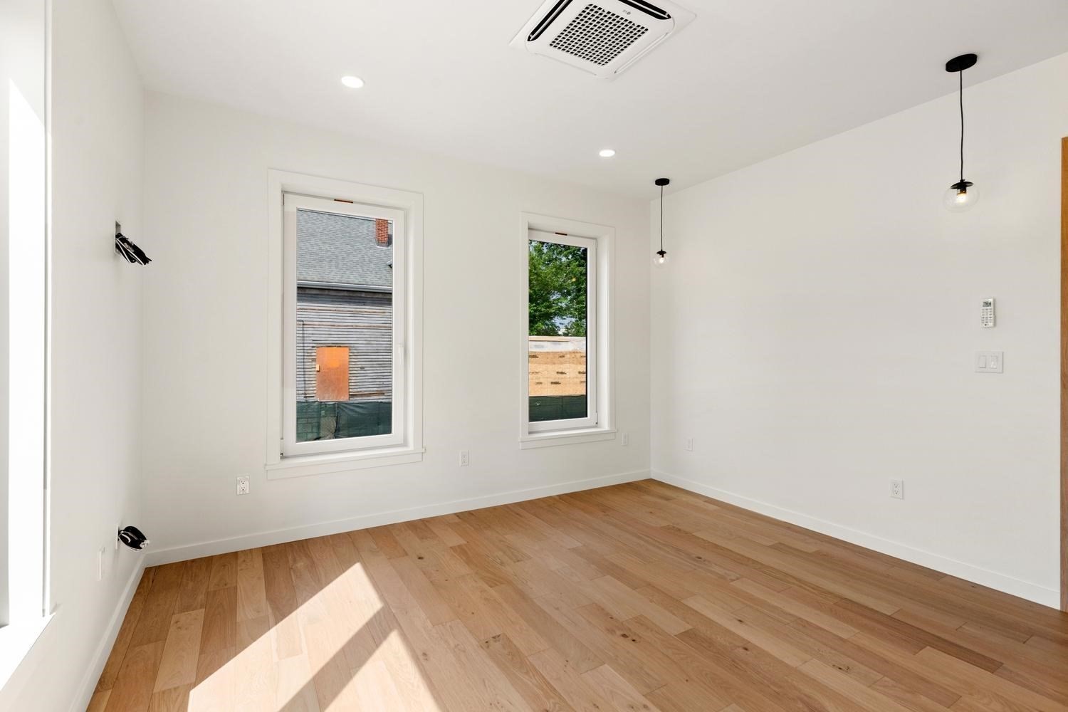 388 Washington Street # 103 Property Photo 14