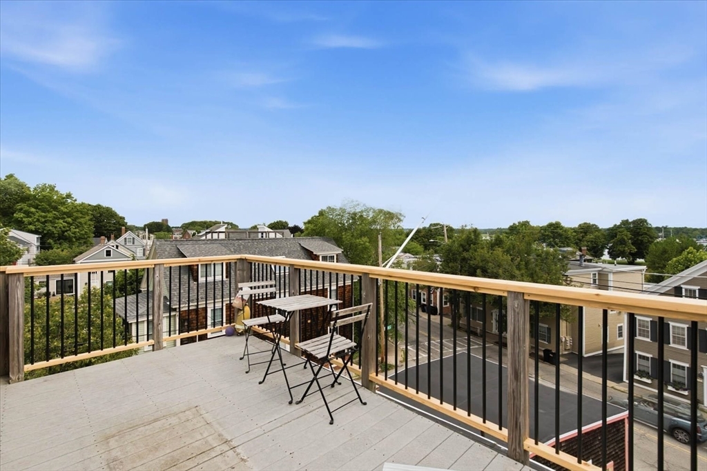 1 Olive Street Property Photo 4