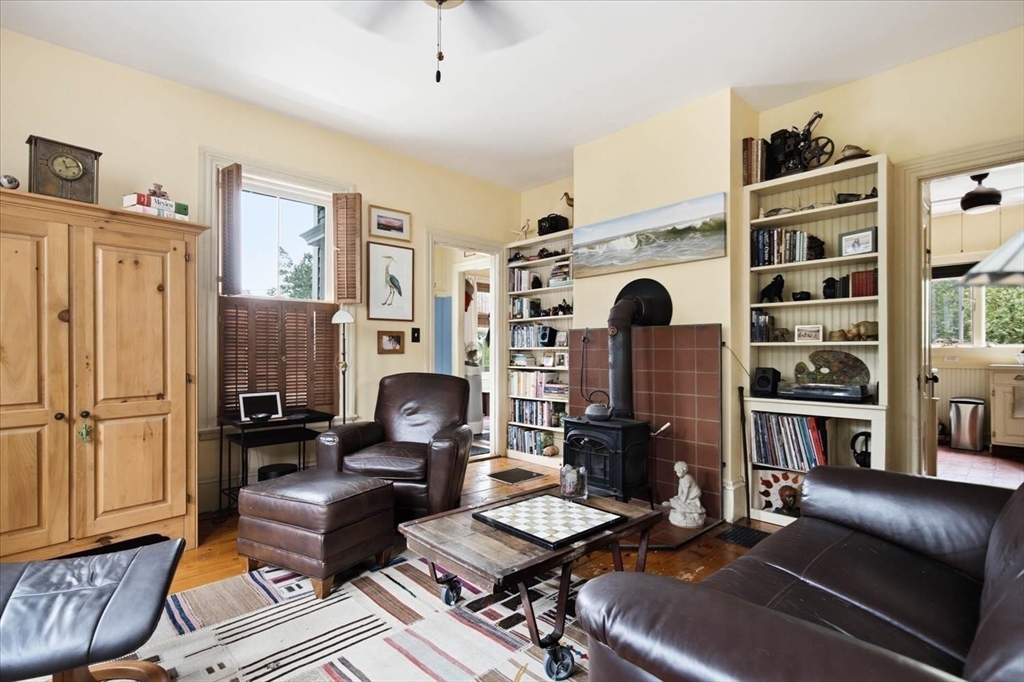 1 Olive Street Property Photo 8