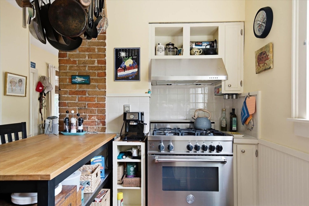 1 Olive Street Property Photo 12