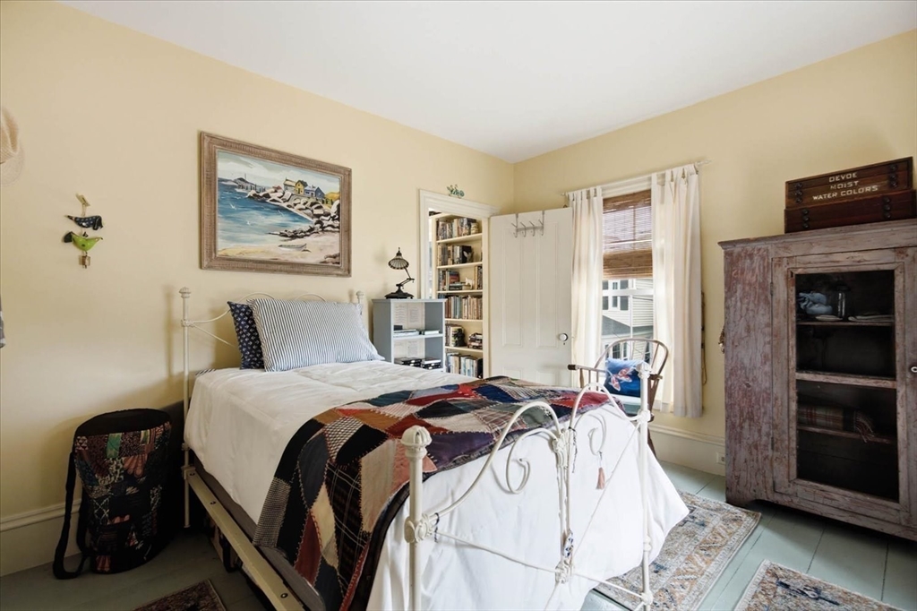 1 Olive Street Property Photo 24