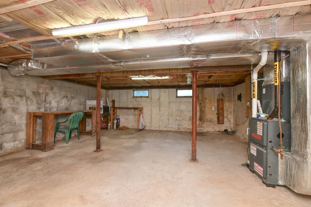 27 Lake Dr Property Photo 32