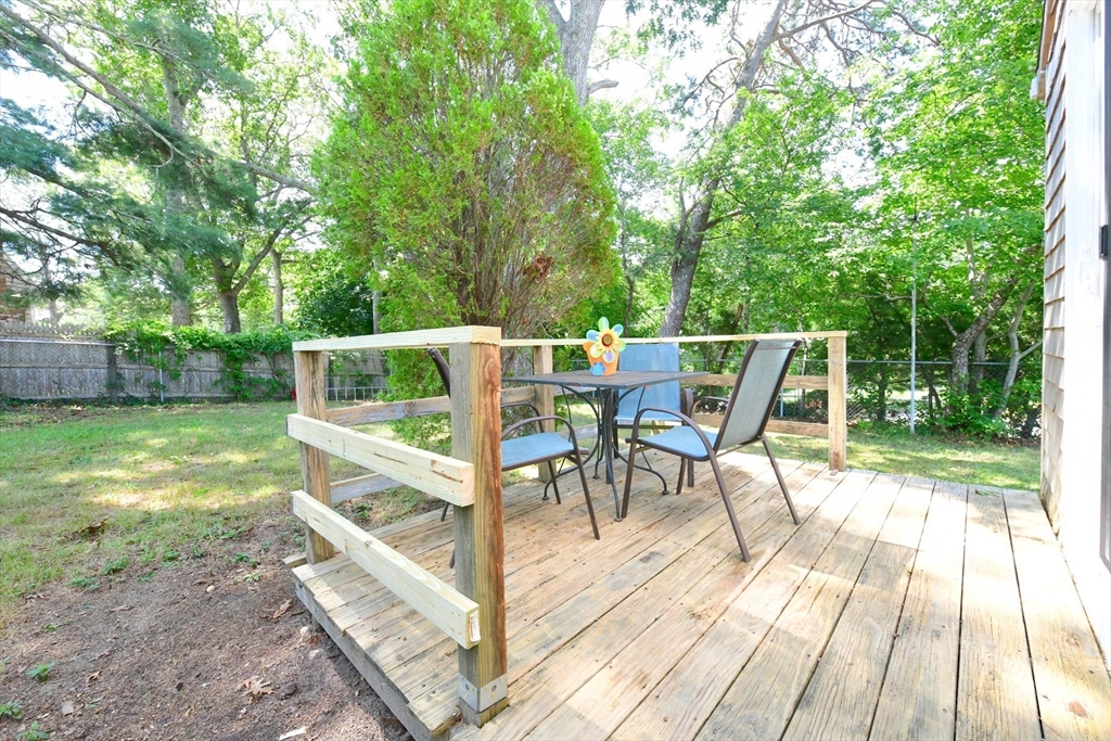 27 Lake Dr Property Photo 34