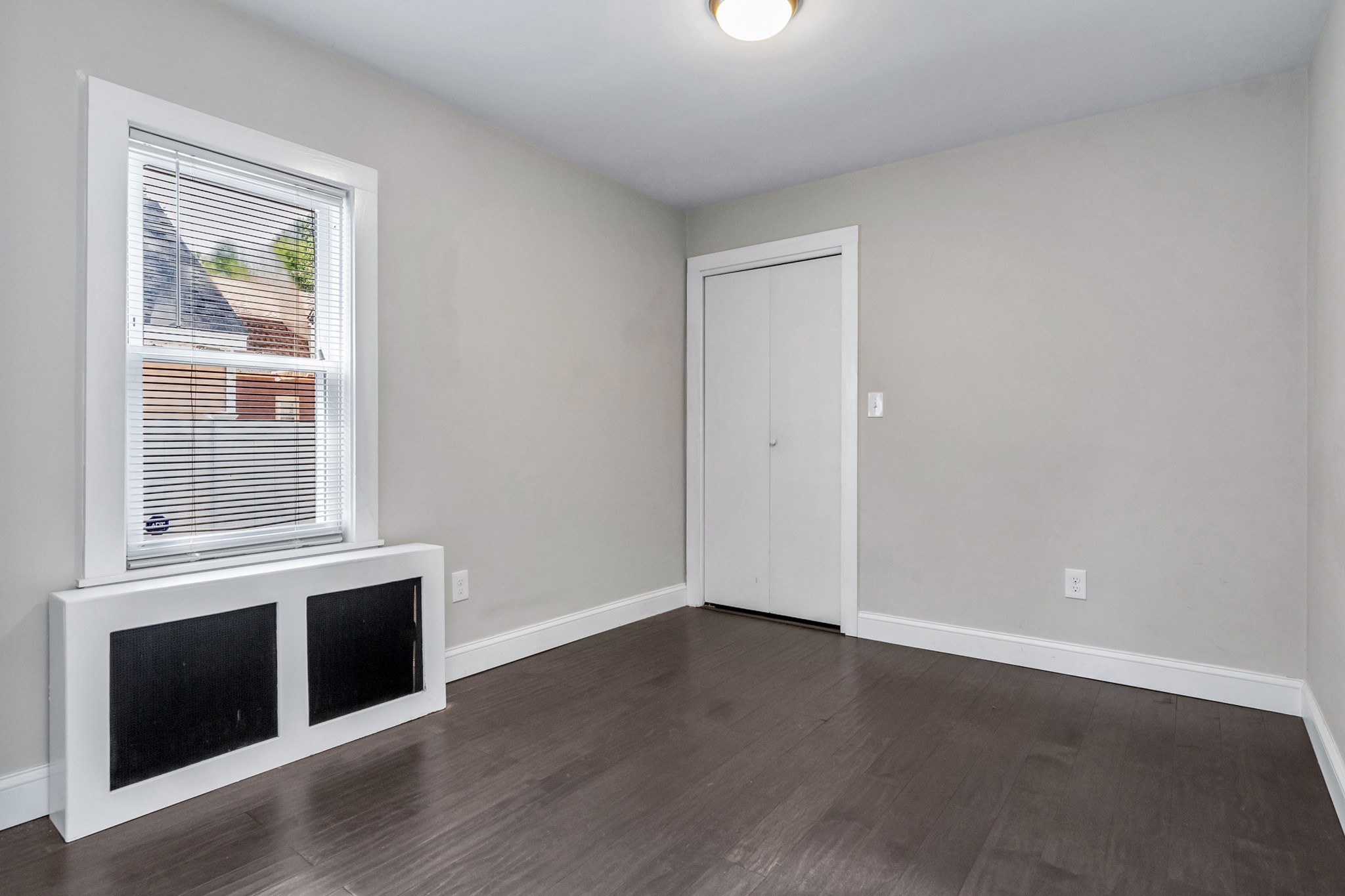 90 Gilbert St Property Photo 14