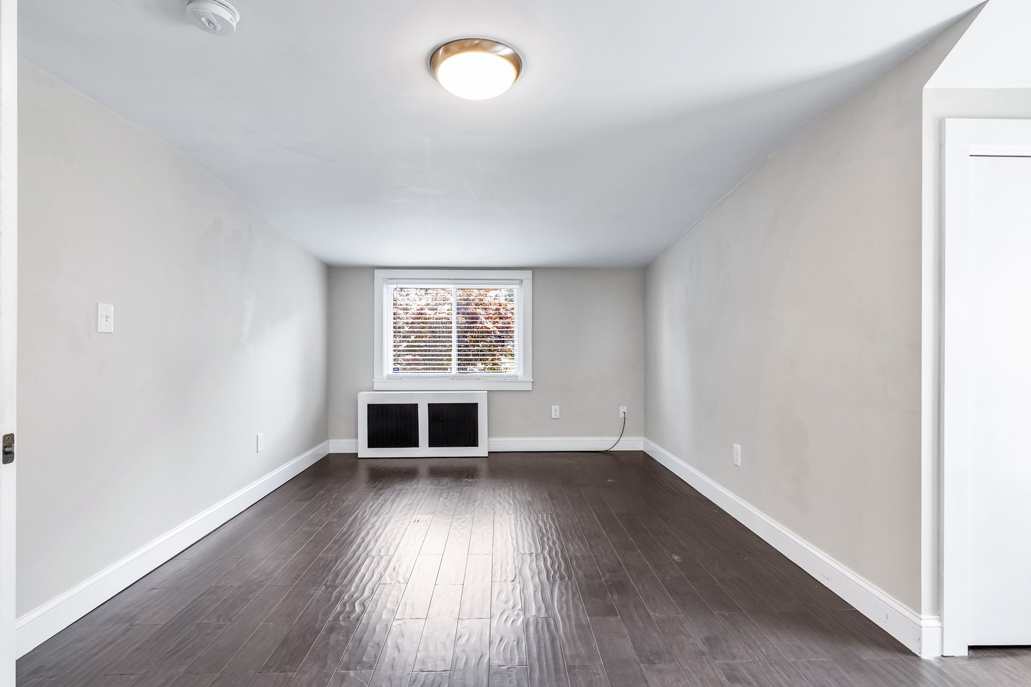 90 Gilbert St Property Photo 35