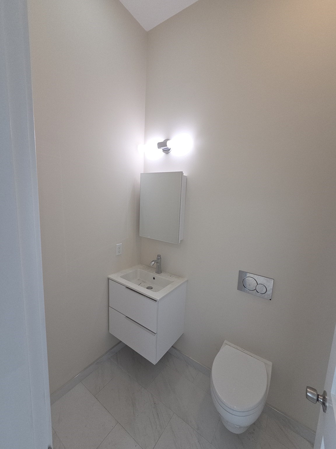 7 Thornley Street # 3 Property Photo 7