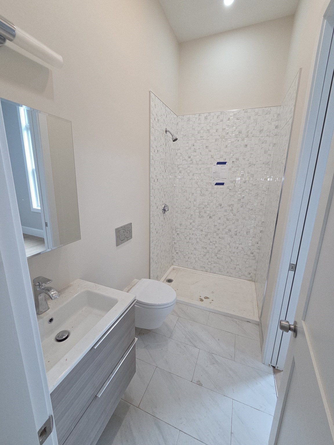 7 Thornley Street # 3 Property Photo 11