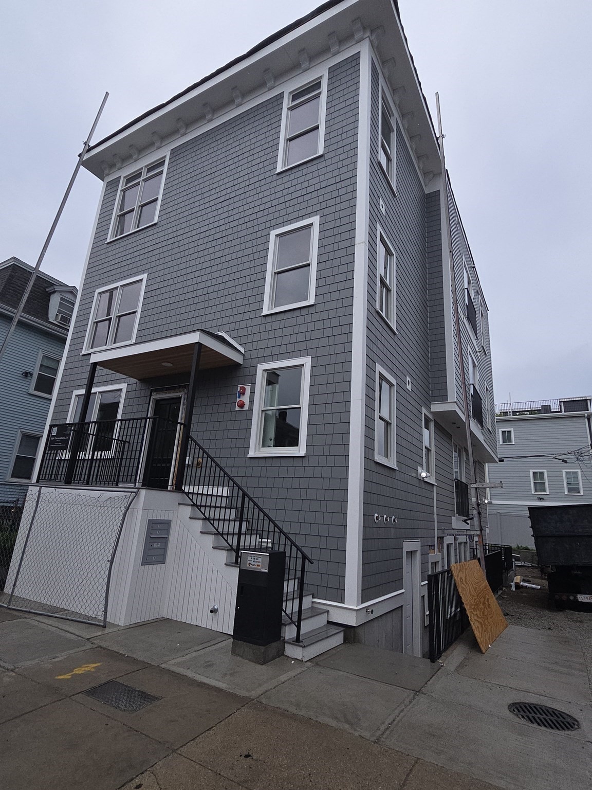 7 Thornley Street # 3 Property Photo 17