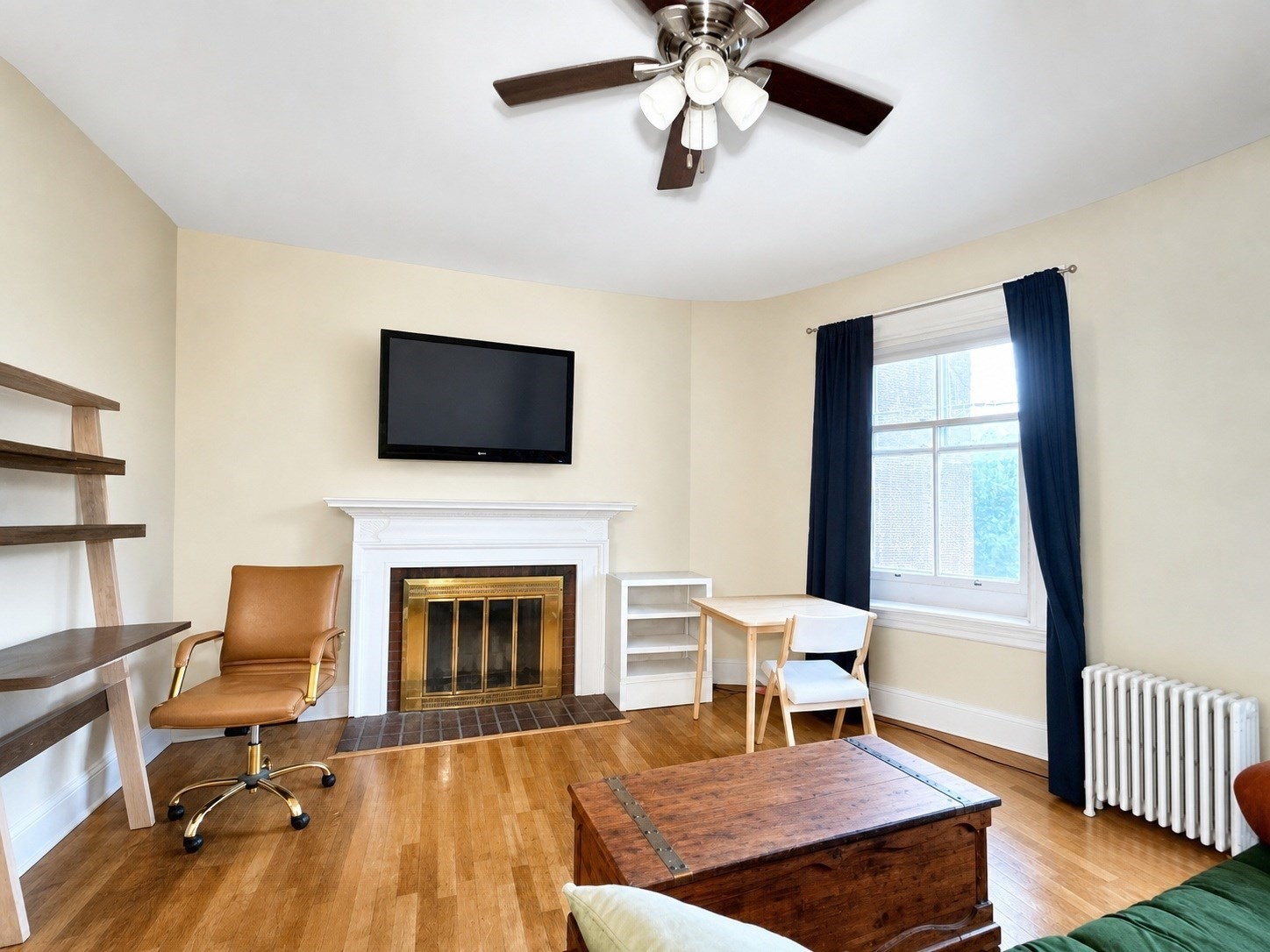 244 Beacon St # 3c Property Photo 3