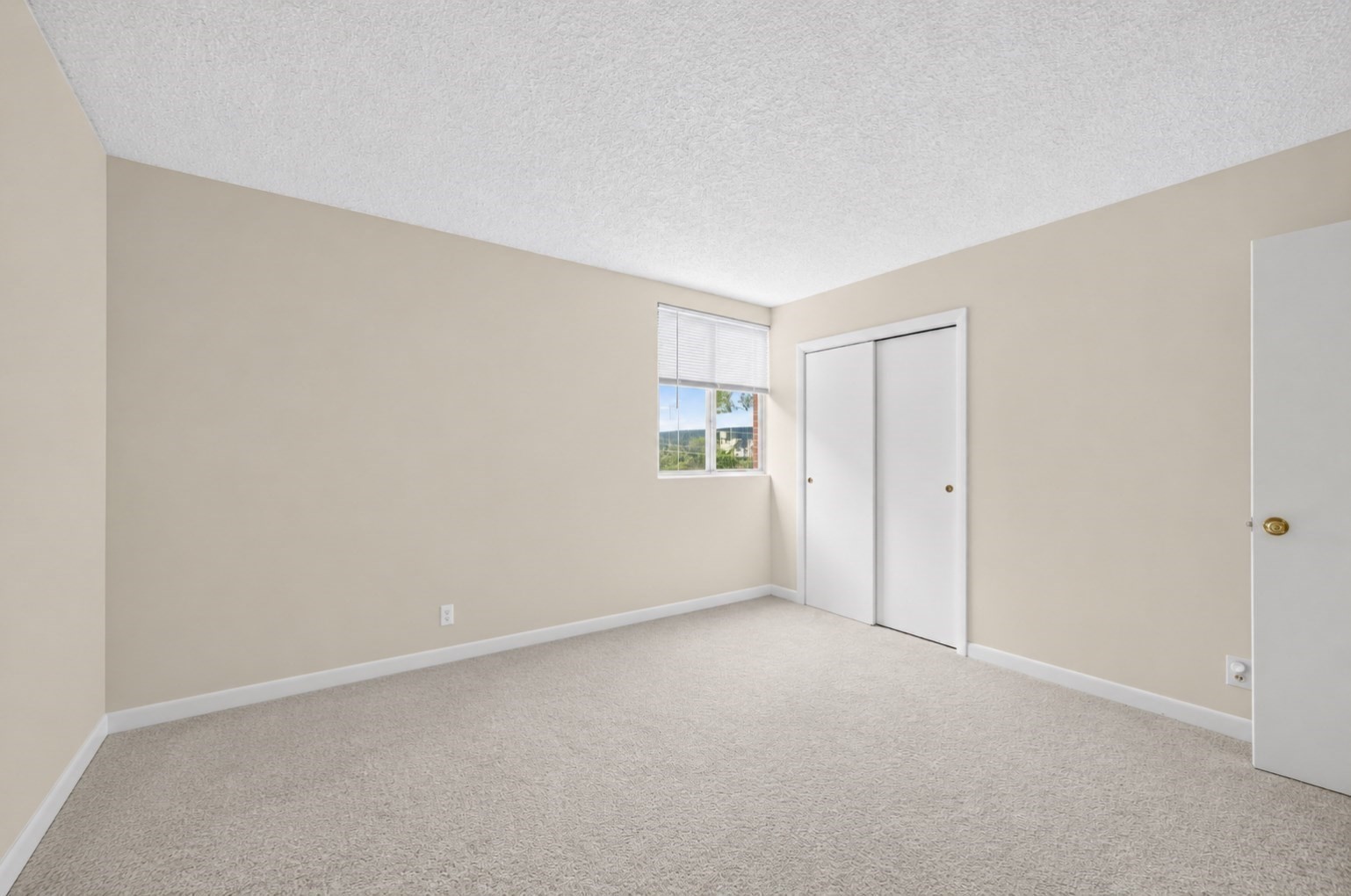 5 Longwood Drive # 205 Property Photo 19