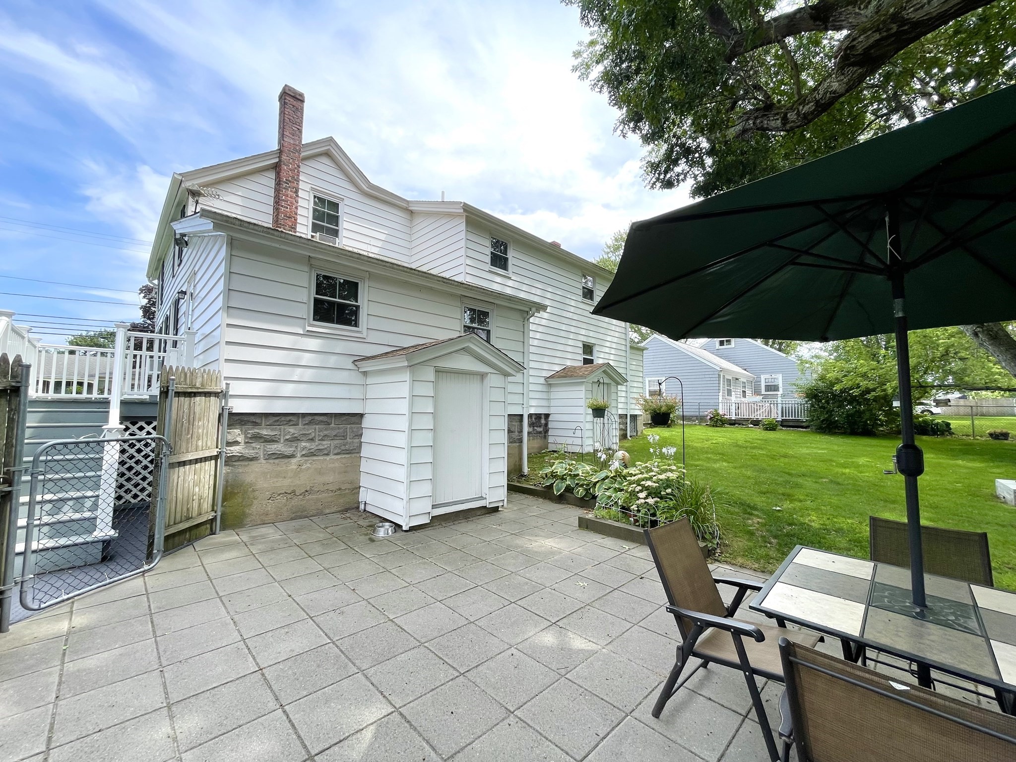 348 Market St Property Photo 36