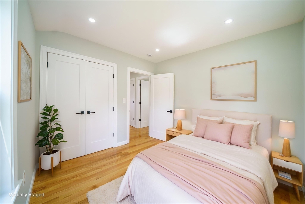 124 Magoun Ave Property Photo 19