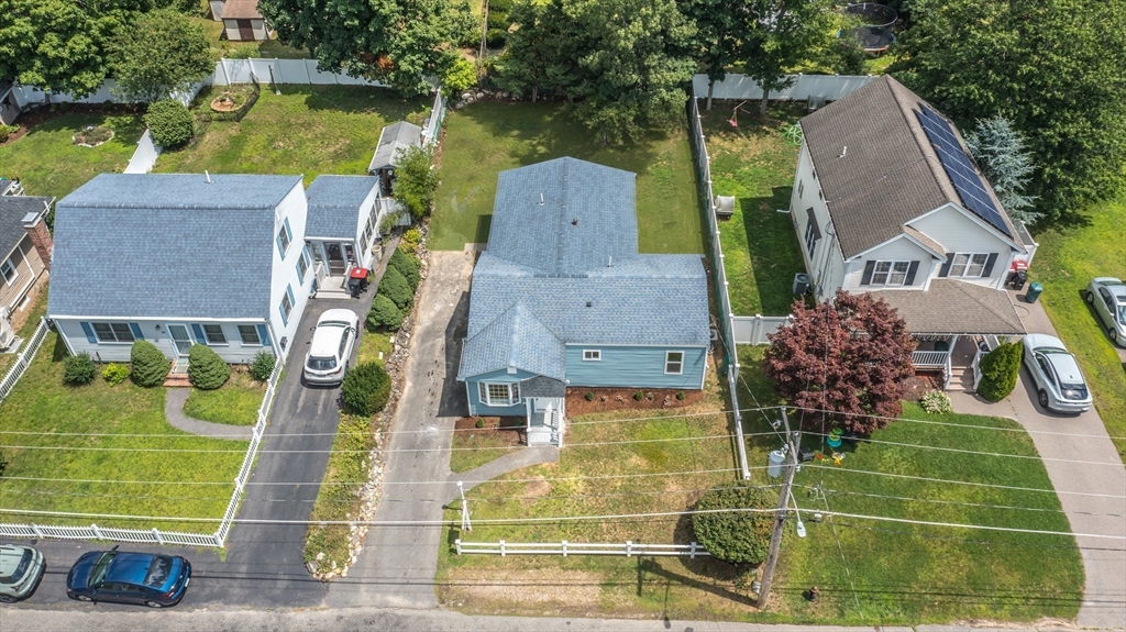 124 Magoun Ave Property Photo 31