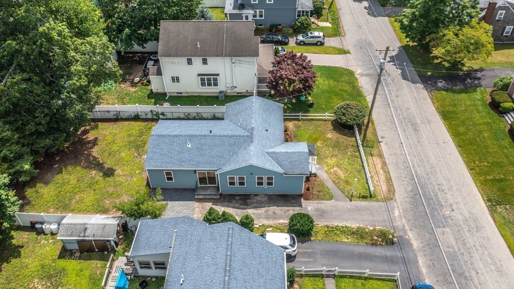 124 Magoun Ave Property Photo 32