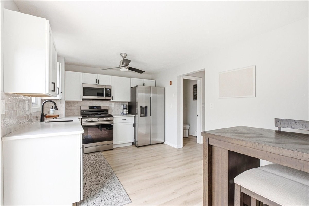 12 Lydon Ln # C2 Property Photo 8