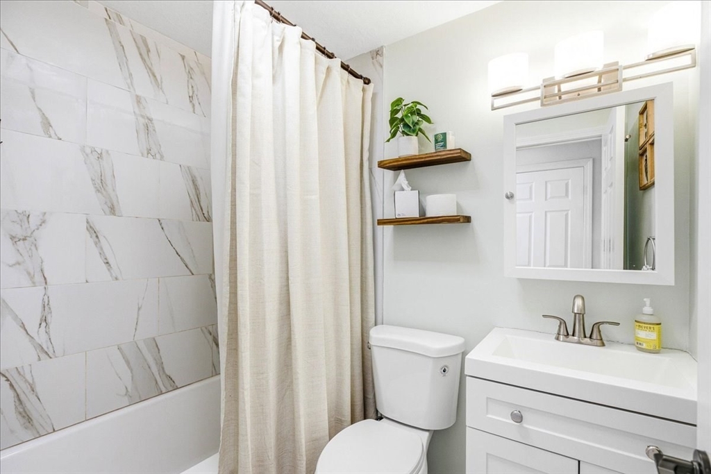 12 Lydon Ln # C2 Property Photo 20