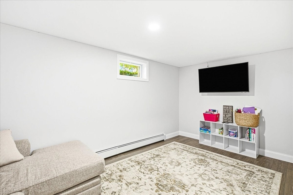 12 Lydon Ln # C2 Property Photo 27