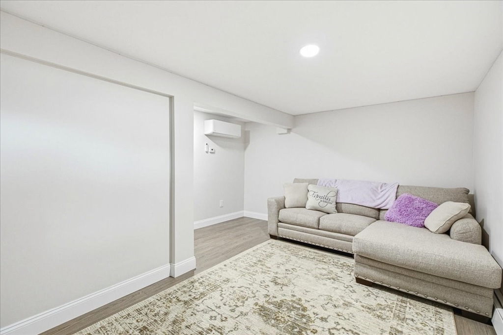 12 Lydon Ln # C2 Property Photo 28