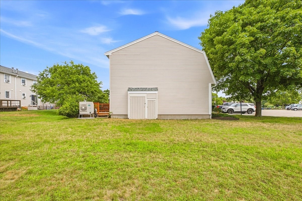 12 Lydon Ln # C2 Property Photo 35