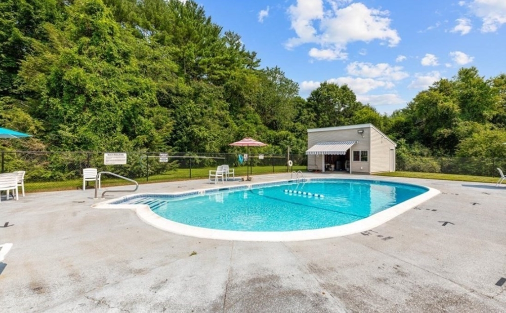 12 Lydon Ln # C2 Property Photo 37