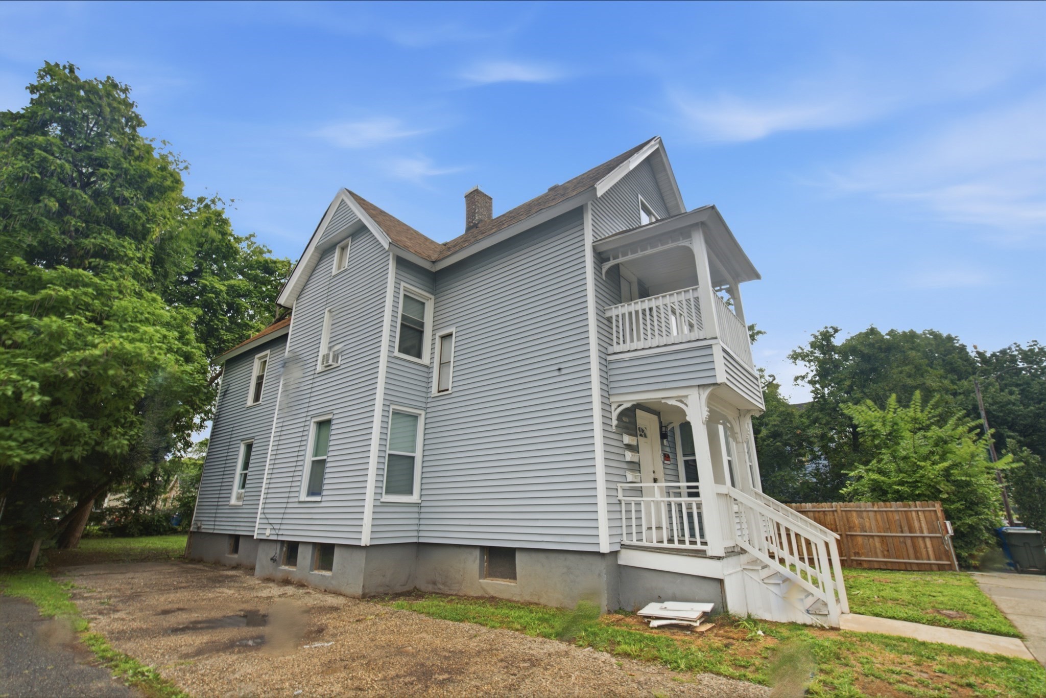 184 King St Property Photo 3