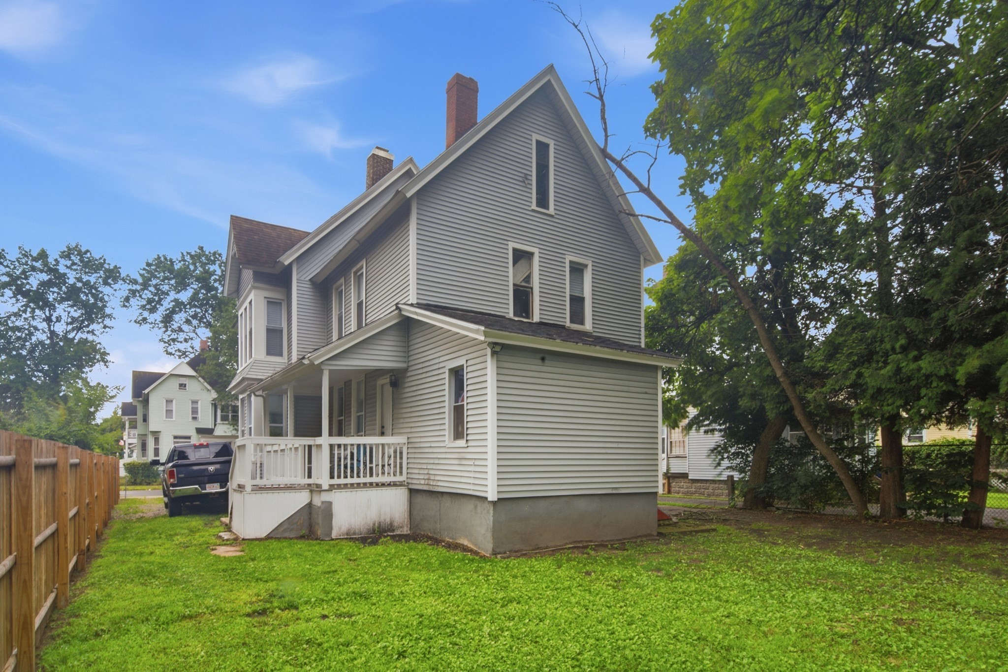 184 King St Property Photo 4