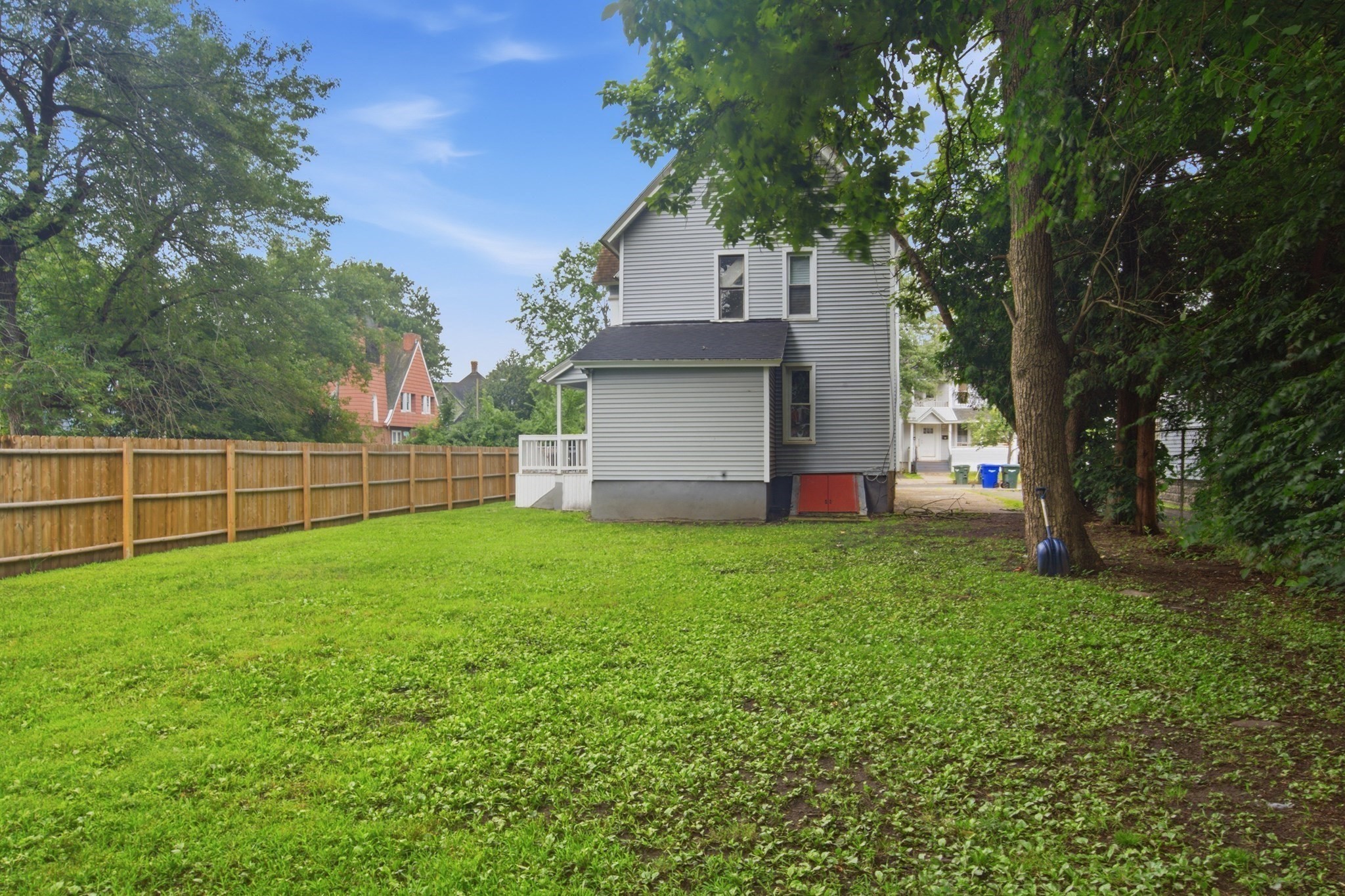 184 King St Property Photo 5