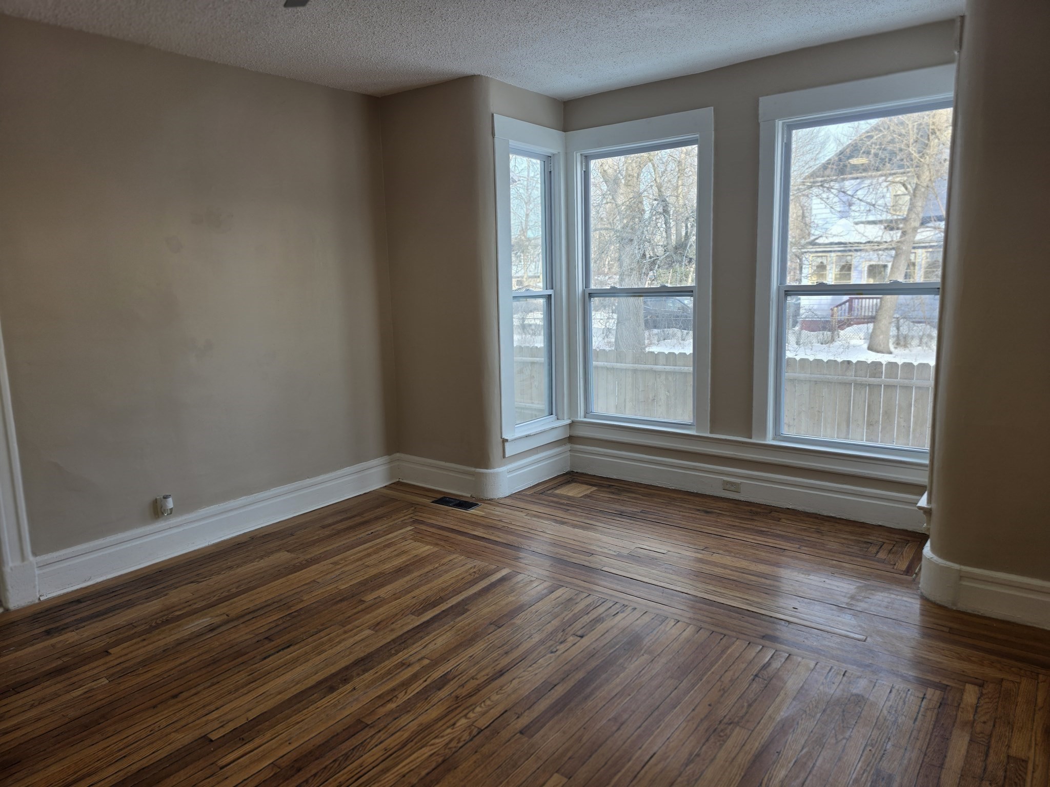184 King St Property Photo 17