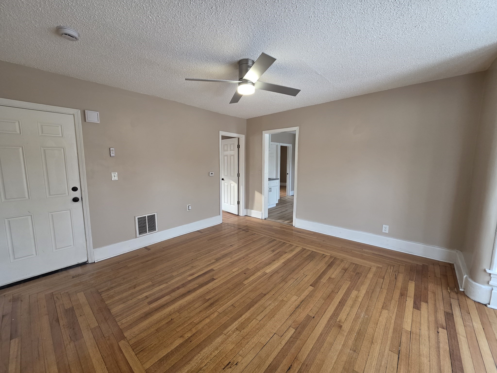 184 King St Property Photo 25
