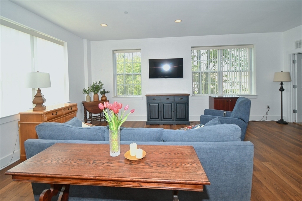 1 Powder Mill Square # 107 Property Photo 11