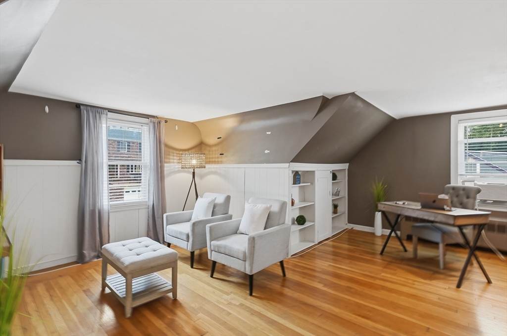 269 Lynn Street Property Photo 17