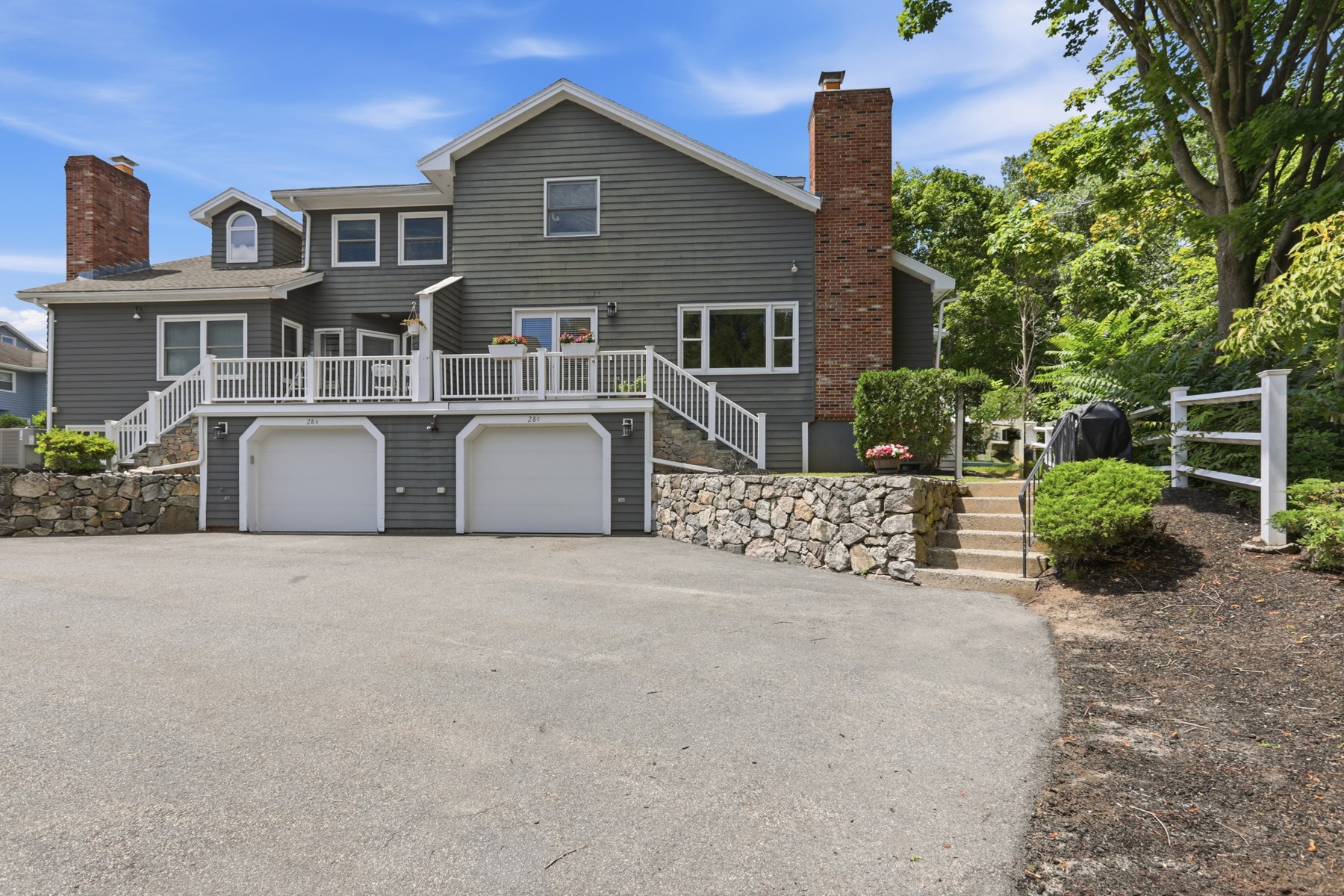 28 Carnation Cir # C Property Photo 1