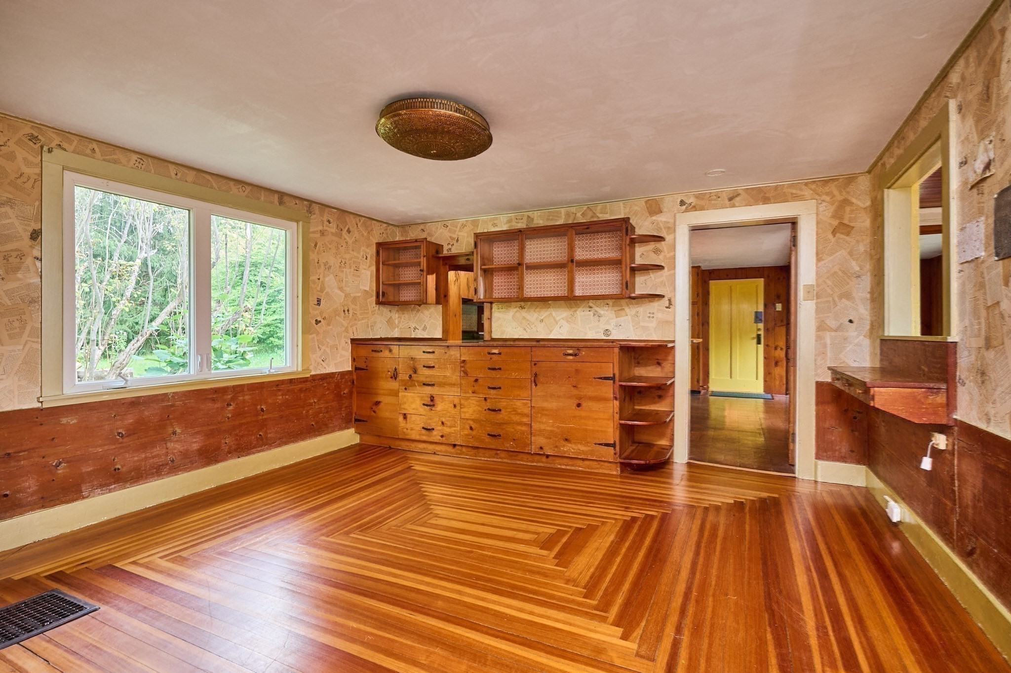 65 Montague Road Property Photo 11