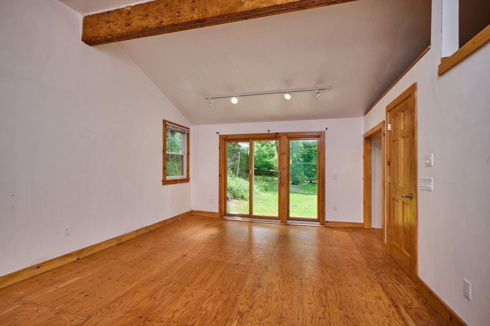 65 Montague Road Property Photo 19