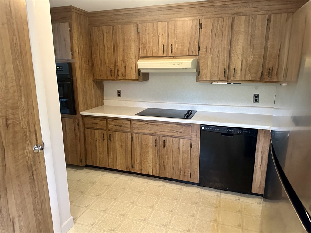 27 Brook St Property Photo 15