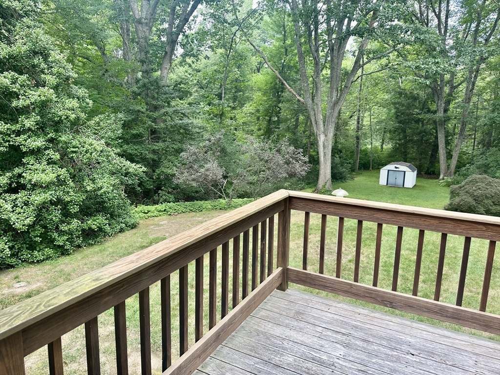 27 Brook St Property Photo 39