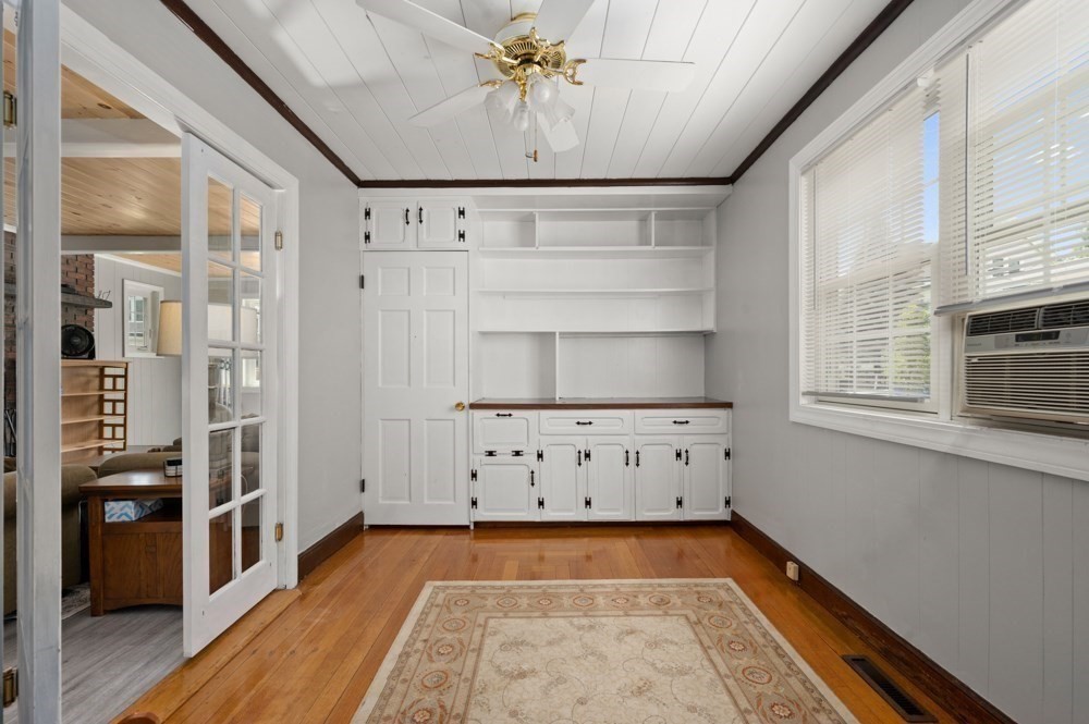 34 Basset Street Property Photo 18
