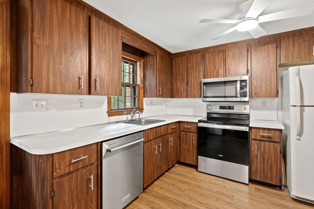 35 Lowell Road Property Photo 10