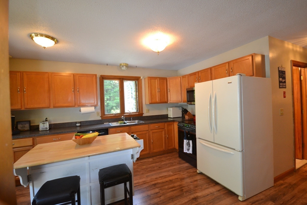334 Stafford Rd Property Photo 7