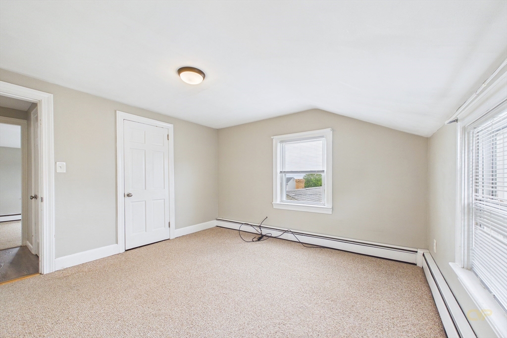 541 Woodman St Property Photo 31