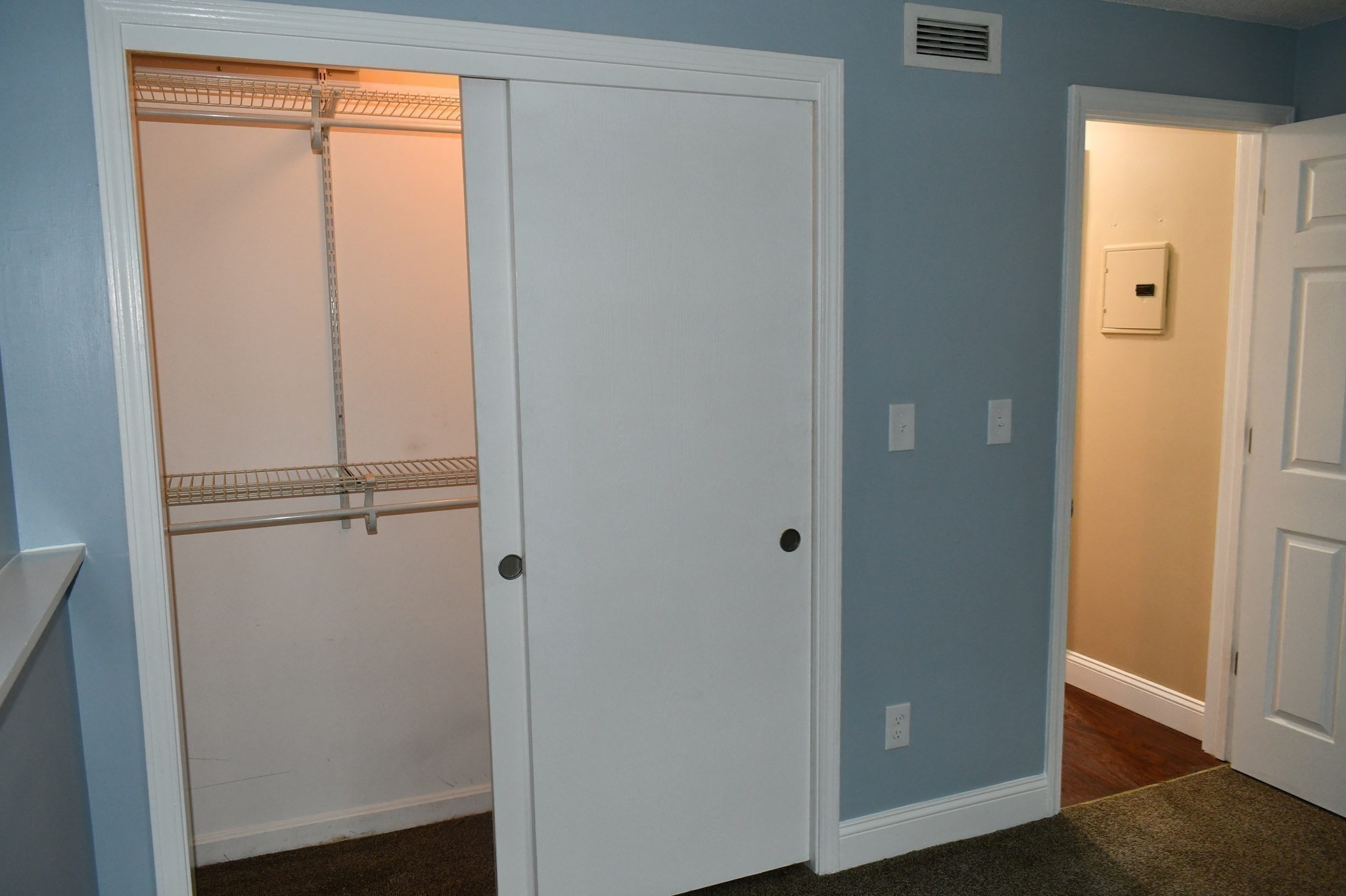 5455 N Main St # 4a Property Photo 11