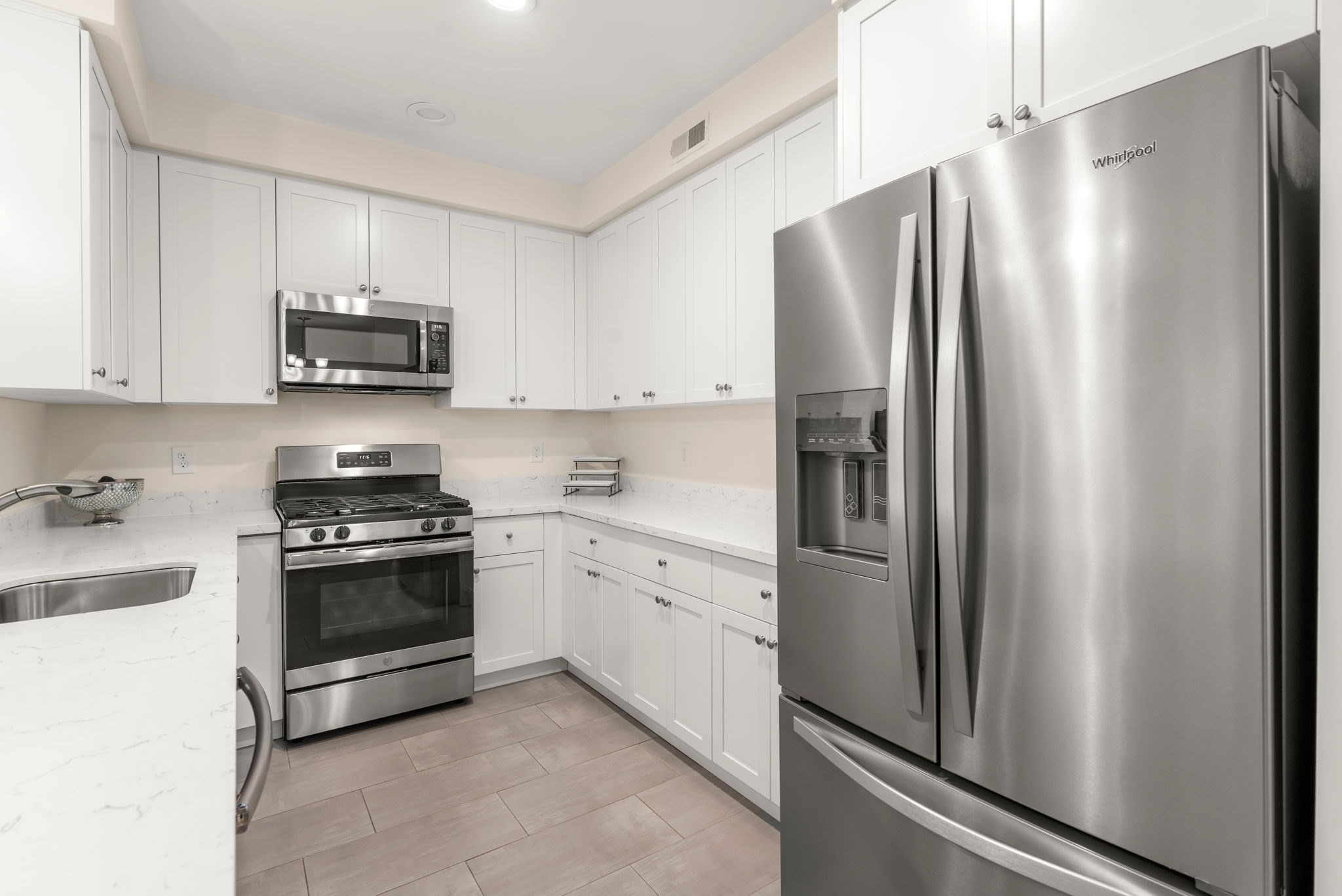 70 Endicott St # 1105 Property Photo 5