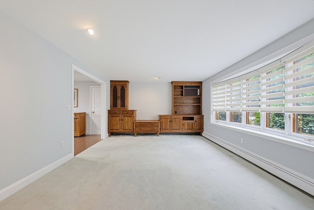11 Lowe Street Place Property Photo 7