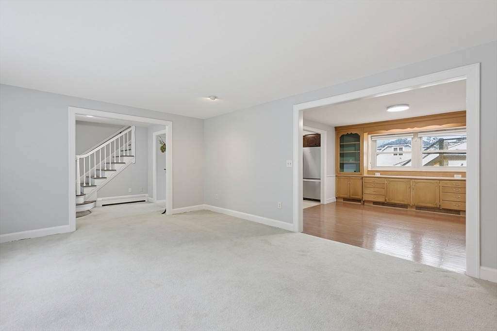 11 Lowe Street Place Property Photo 8